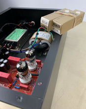 Load image into Gallery viewer, Dun Mei AV-21 TUBE BUFFER HYBRID STEREO AMPLIFIER Voltage 110v